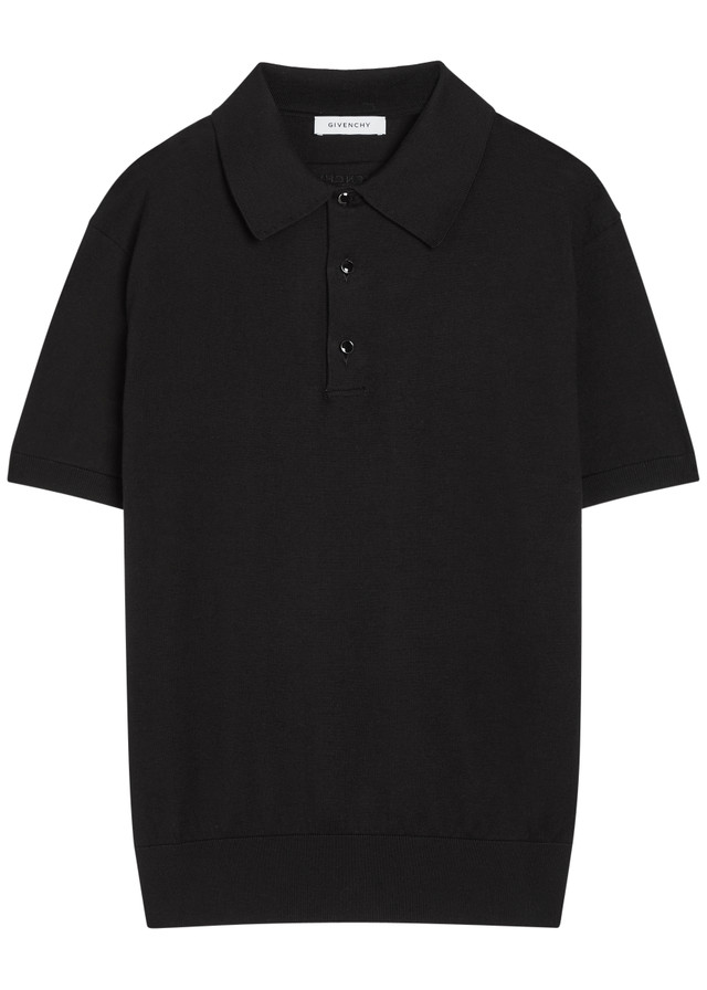GIVENCHY
